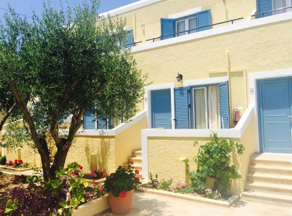 Esperides Maisonettes Agia Marina  Exteriör bild