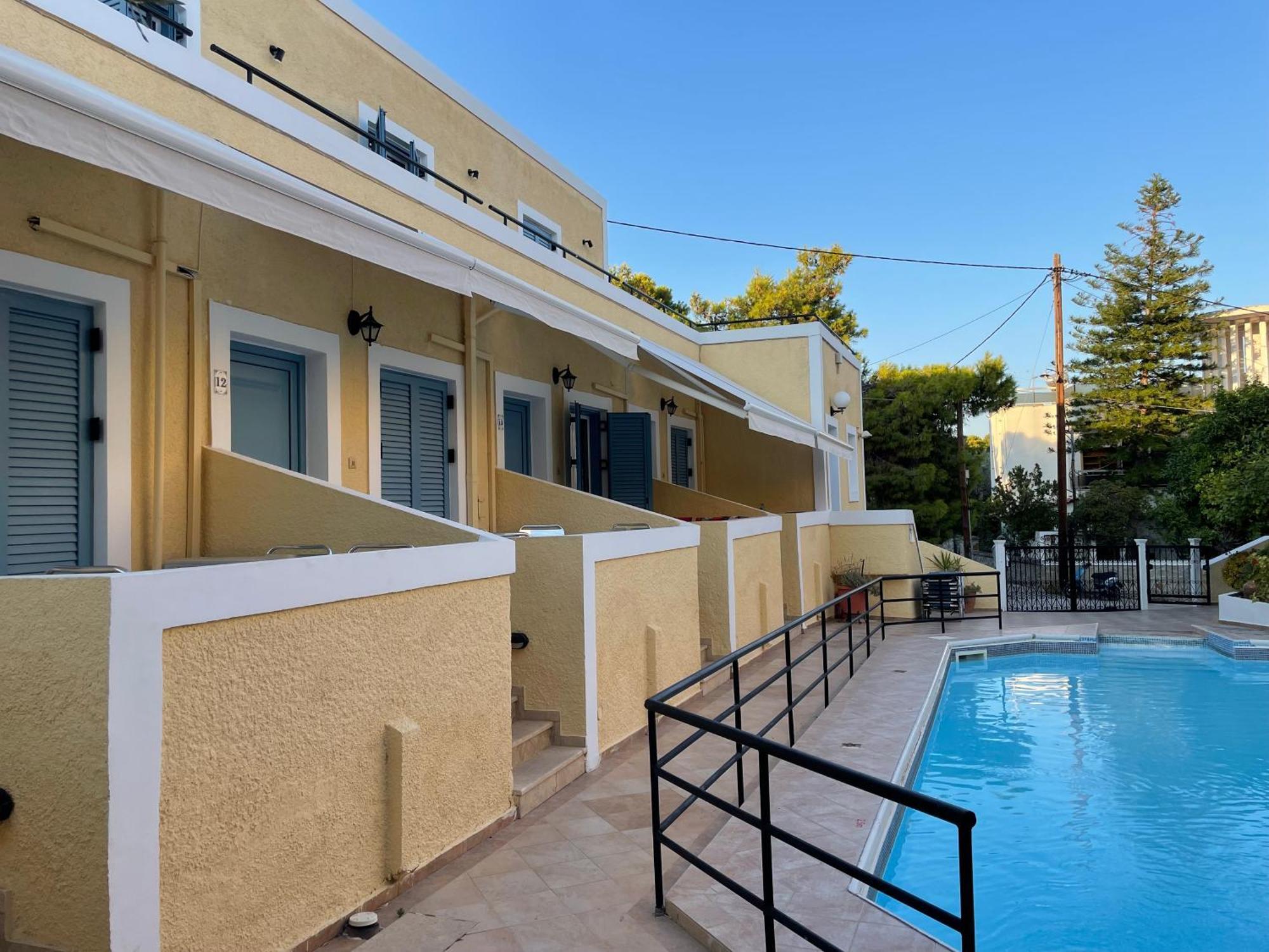 Esperides Maisonettes Agia Marina  Exteriör bild
