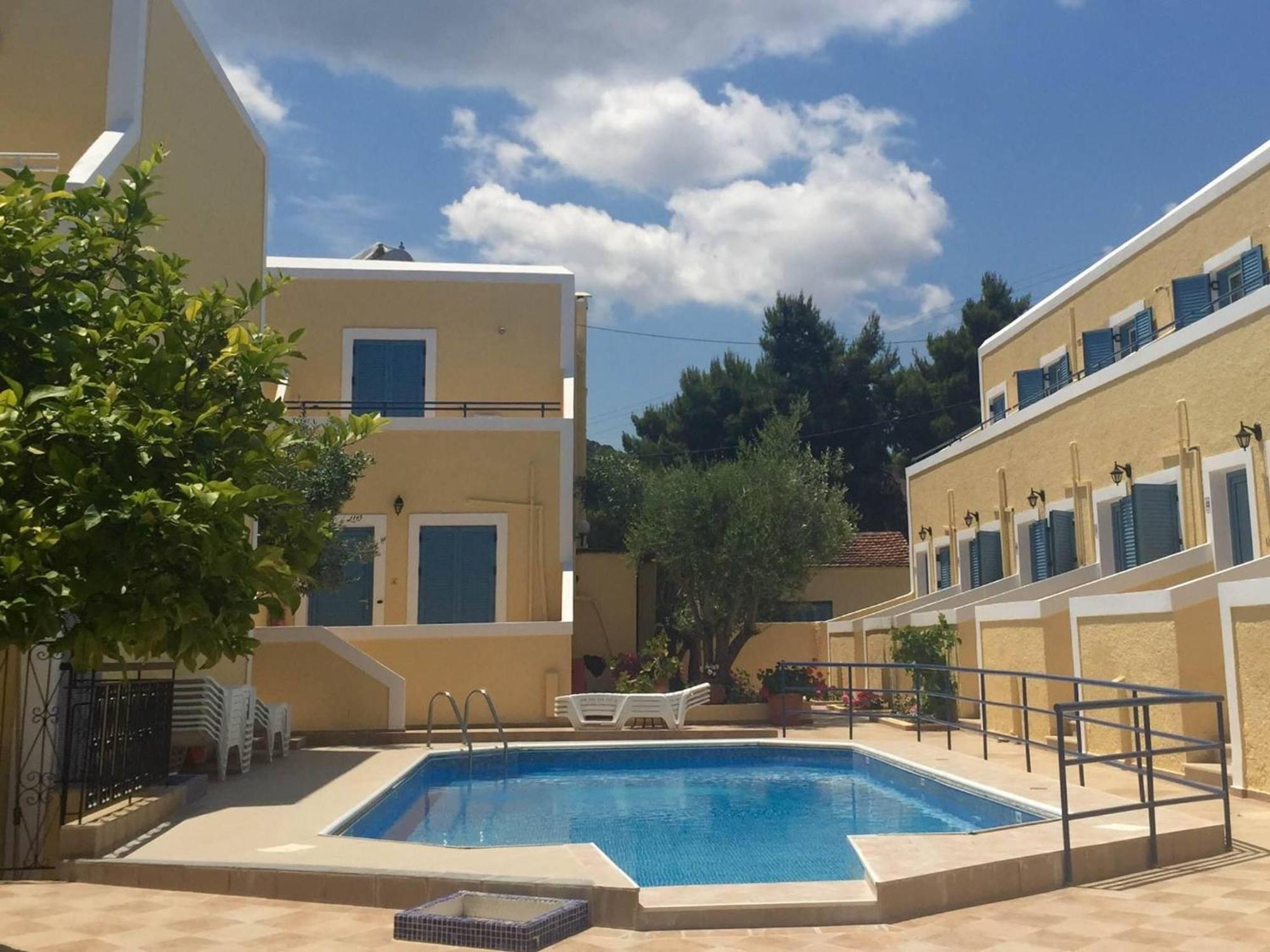 Esperides Maisonettes Agia Marina  Exteriör bild